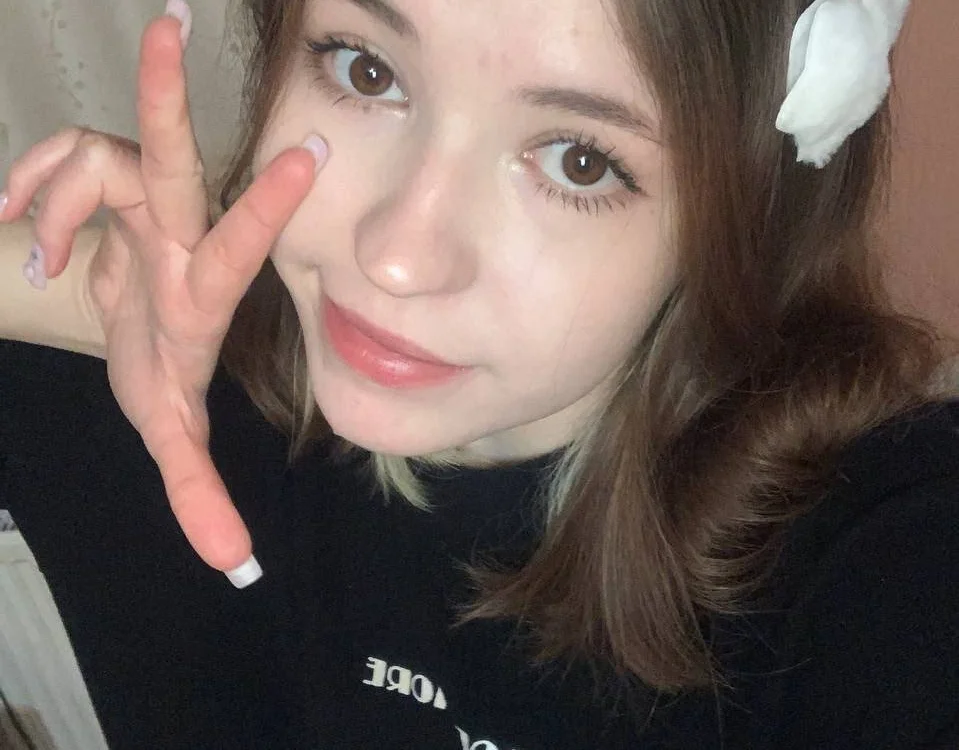 VeronaBain's Offline Chat Room
