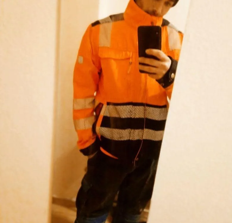 Hanys1912's Offline XXX Chat