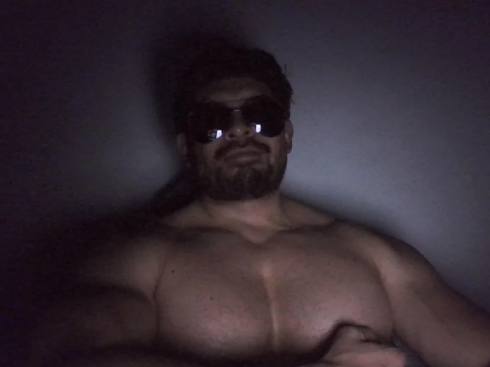 marcus002001 – Offline XXX chat