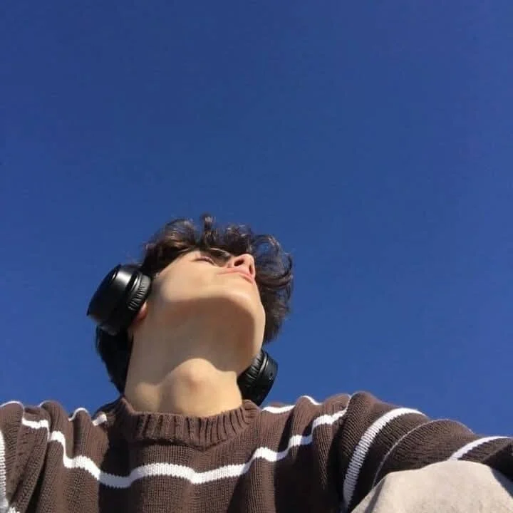 PitifulSky8 離線 XXX 聊天