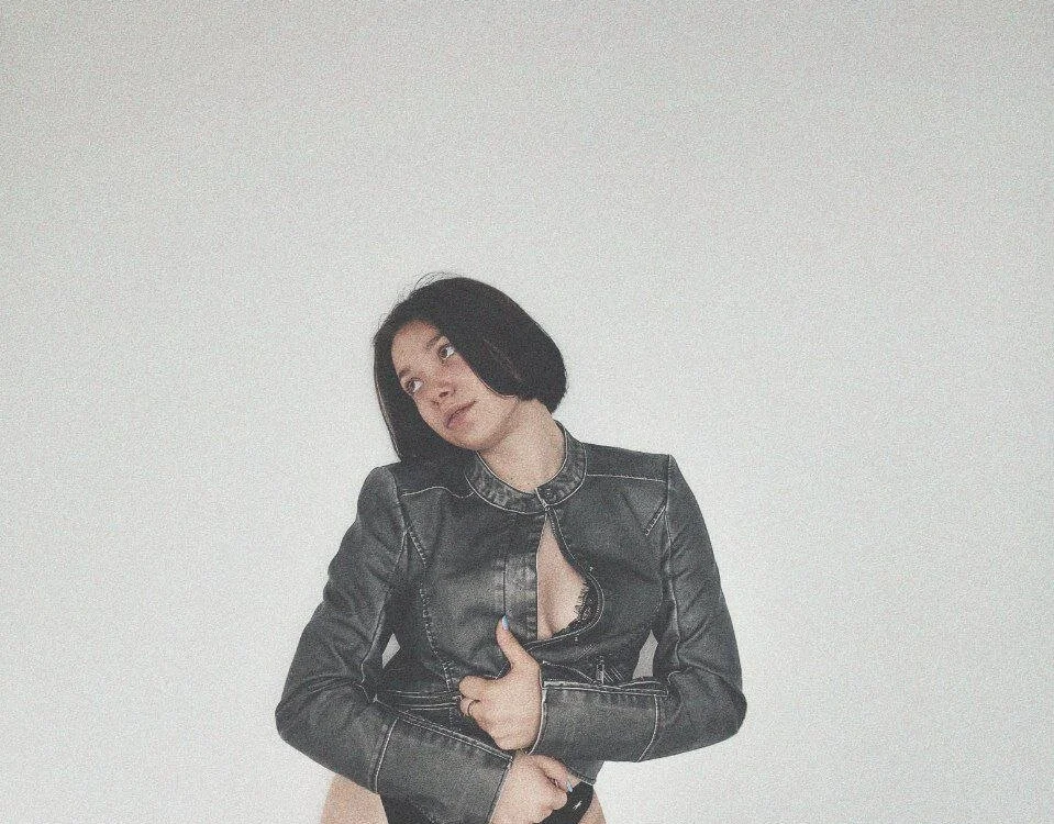 WonderAngela Obrolan XXX Offline