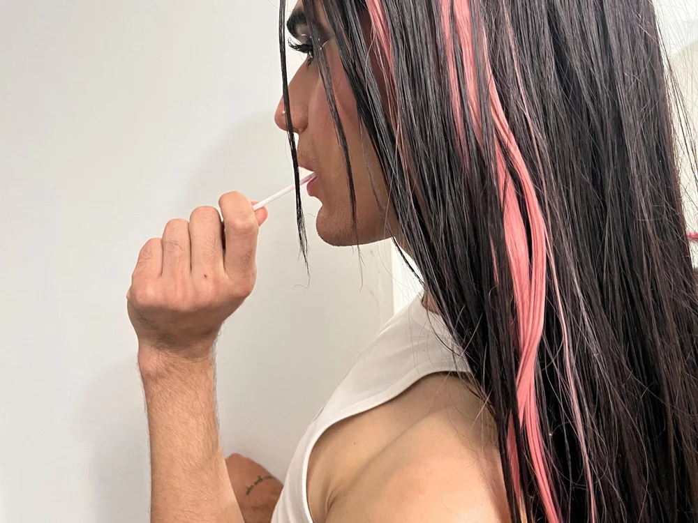 Alex_evanss_ Offline XXX-chat