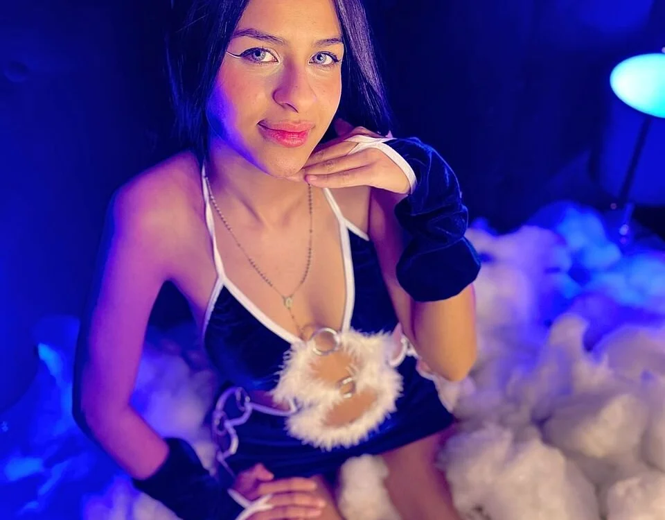 Rousse_Gil's Offline Chat Room
