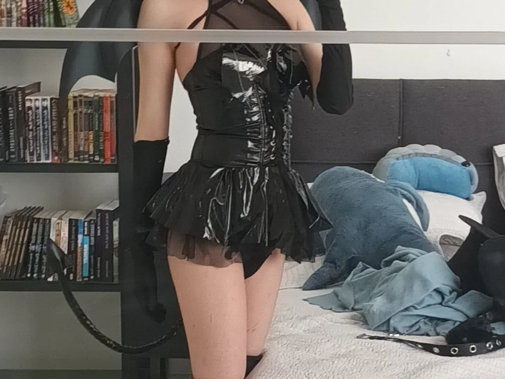 Sissymegan__ offline chatrum