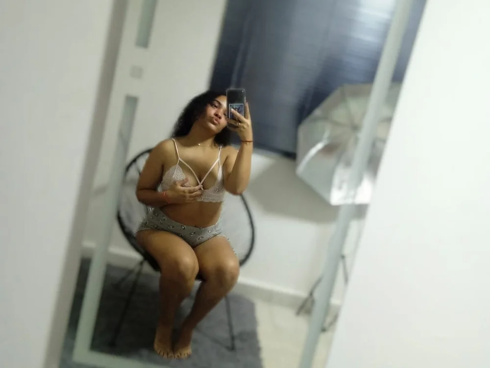 leidy_lopez1 offline chatrum
