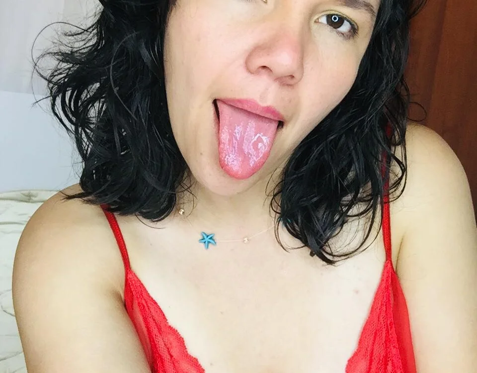 Emilyfisher1's Offline XXX Chat