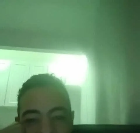 Handsomelyurs Offline XXX-chat