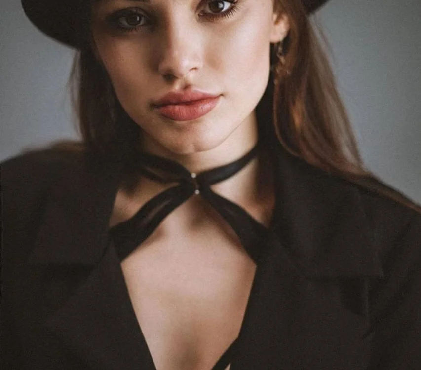 HolleySissel's Offline XXX Chat