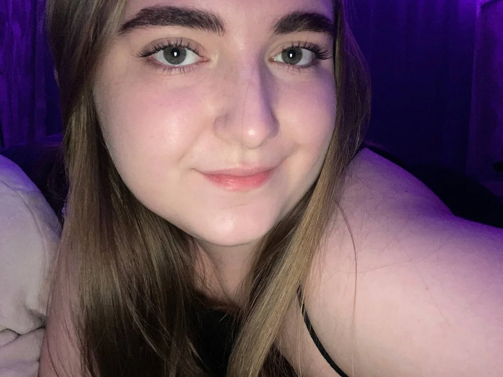 HaileyClifford offline chatrum