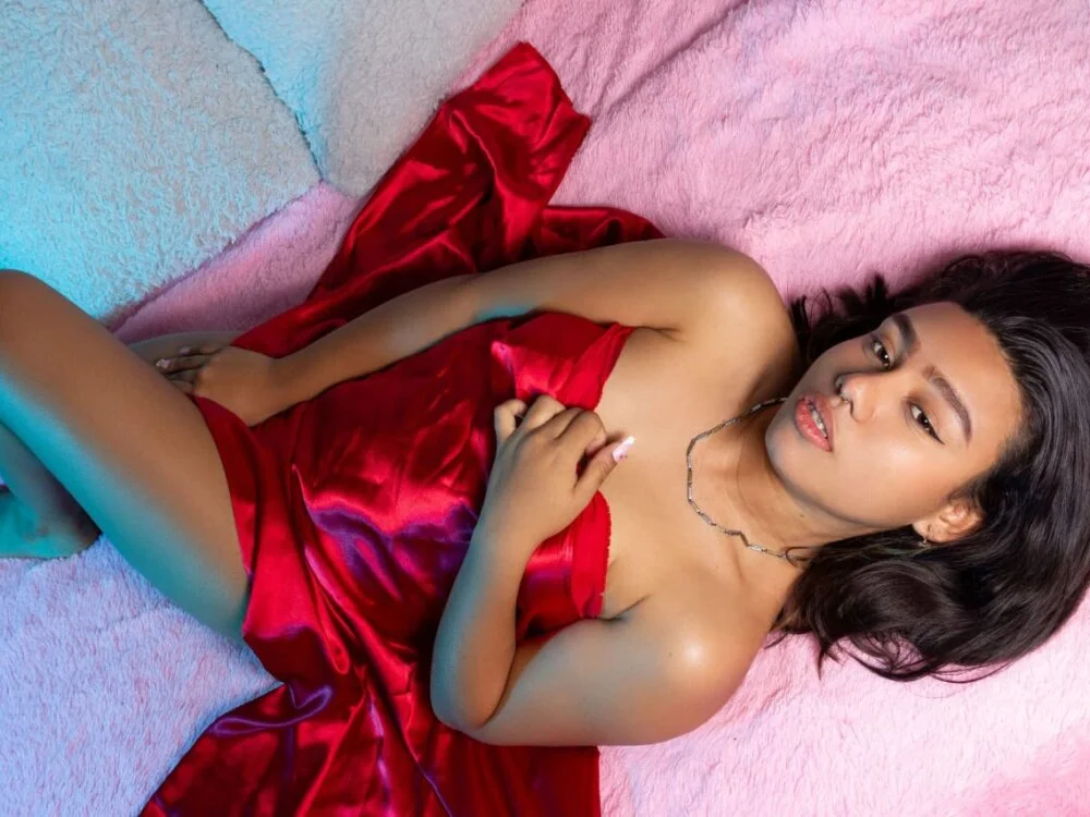 Lilith_travis1 Offline XXX-chat