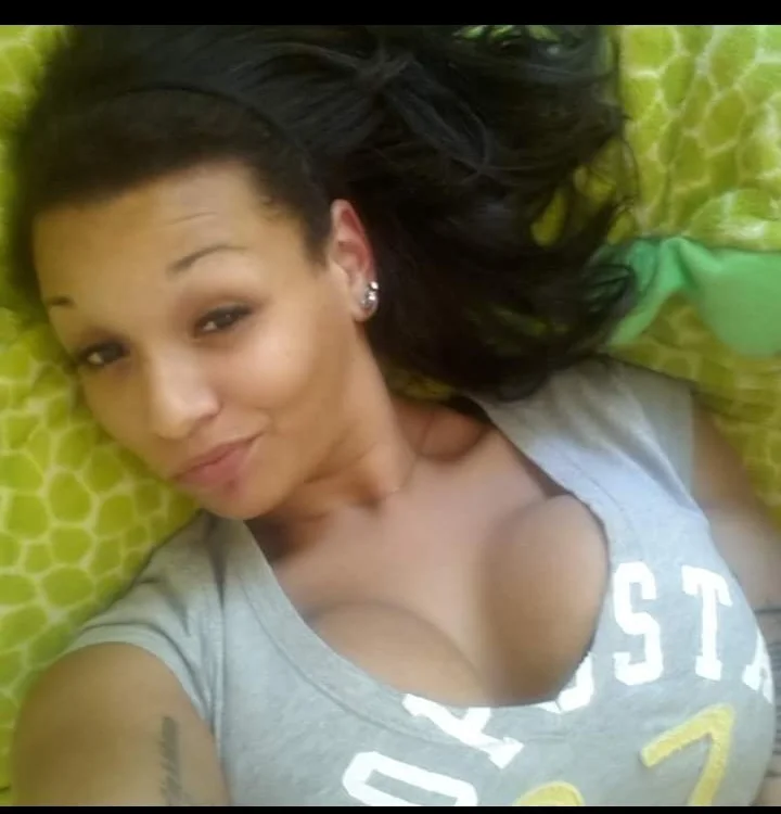 LolaTheStallion5's Offline XXX Chat