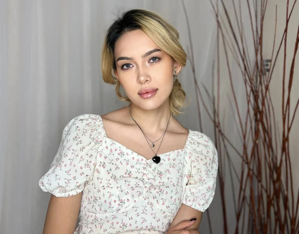 CathrynBeste offline chatrum