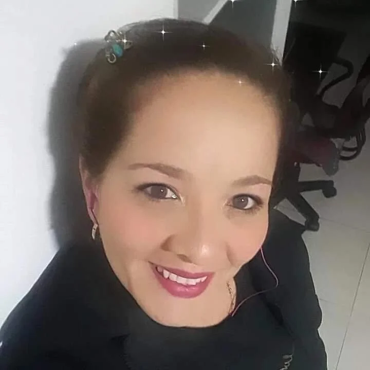 evelyn_collins' Offline XXX Chat