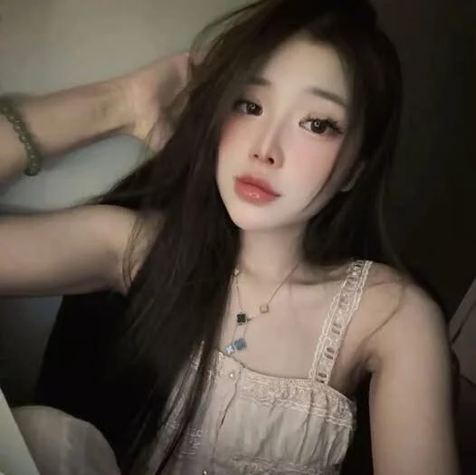 Shy-jane's Offline XXX Chat