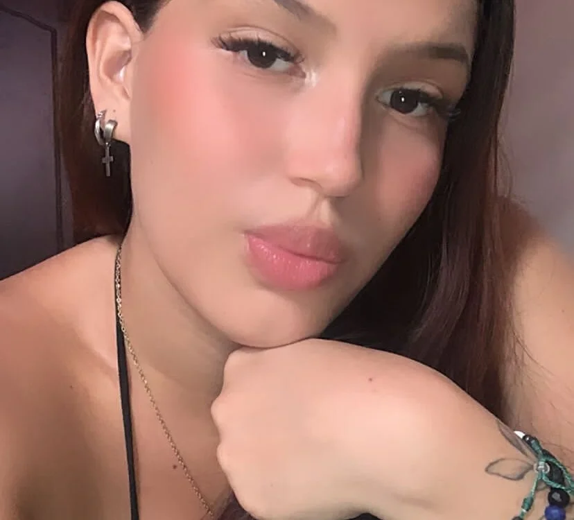 wendywild00103's Offline XXX Chat