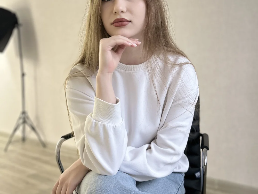 CheryHell's Offline Chat Room