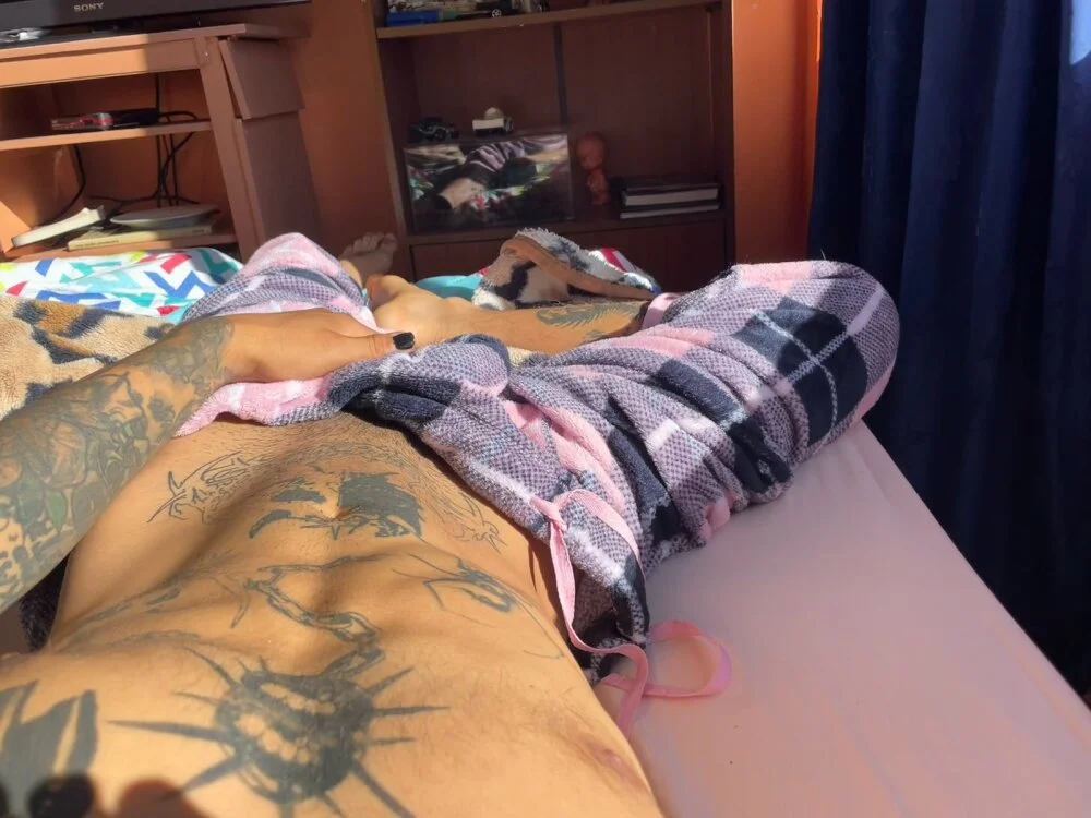 sweet_ryan_'s Offline XXX Chat