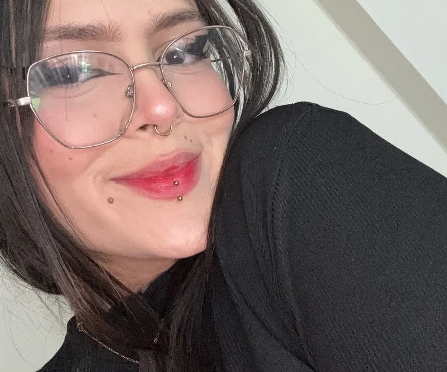Chiara_Thompson0