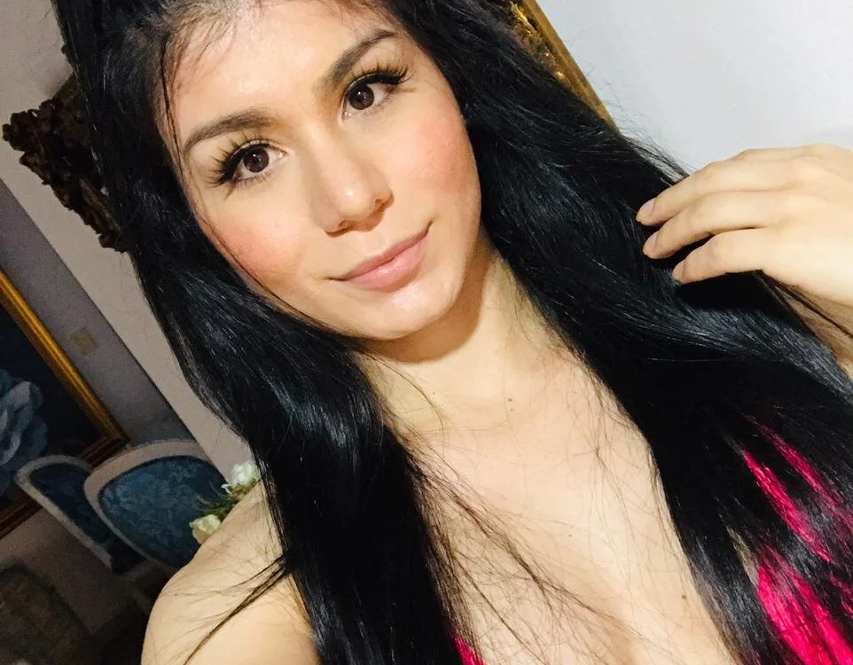 Chat XXX en directo de candyladyts