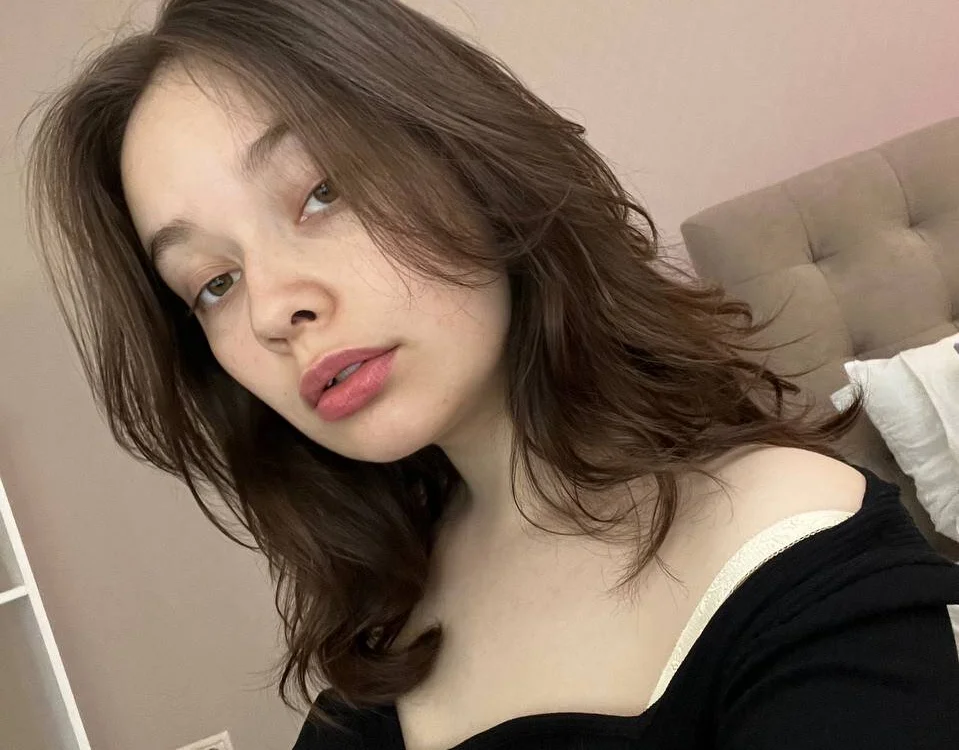 EmmaHigher's Offline XXX Chat
