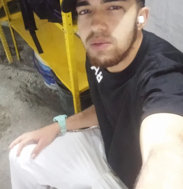 JuanPablo_LatinBoy offline chatrum