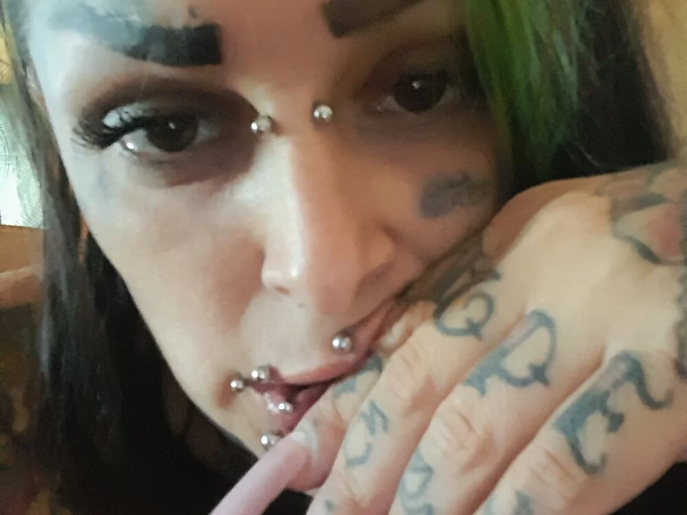 Chatroom XXX hors ligne de RichBitc4xxx89