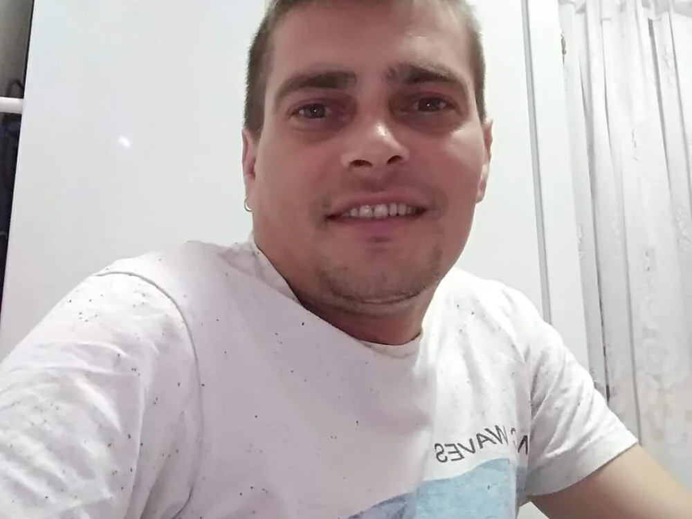 Chatroom XXX hors ligne de Catalin1203