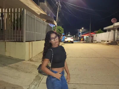 Tyra_pettite