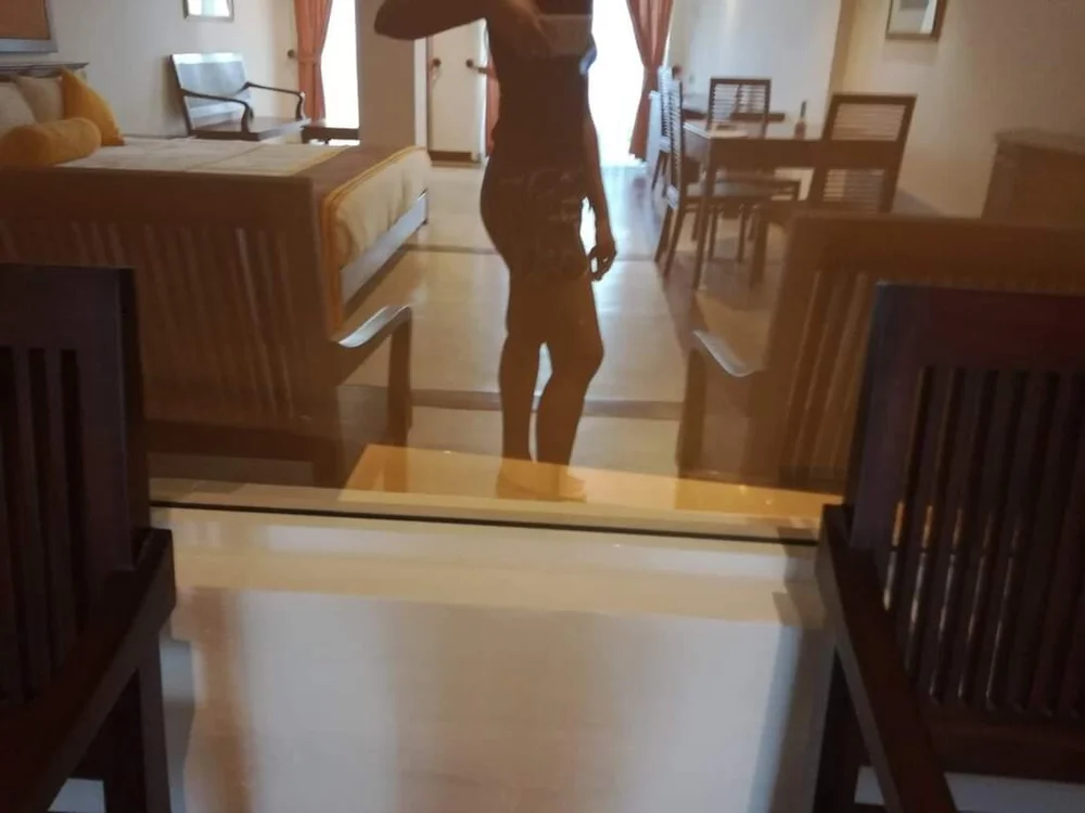 Mickey_HotWife offline chatrum