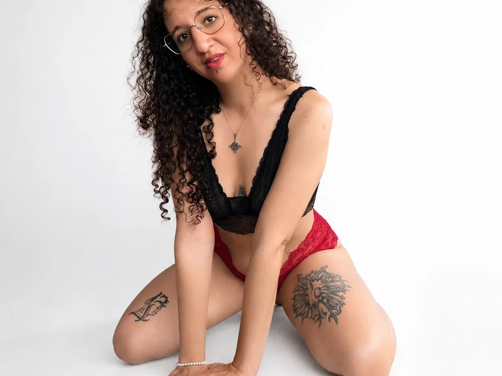 Katy_Snown's Offline XXX Chat