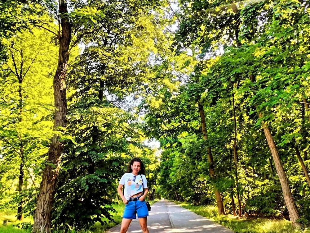 Hotpaty spanking model