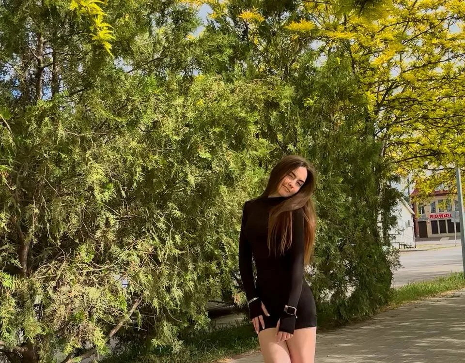 Онлайн чат XXX NellieCooper