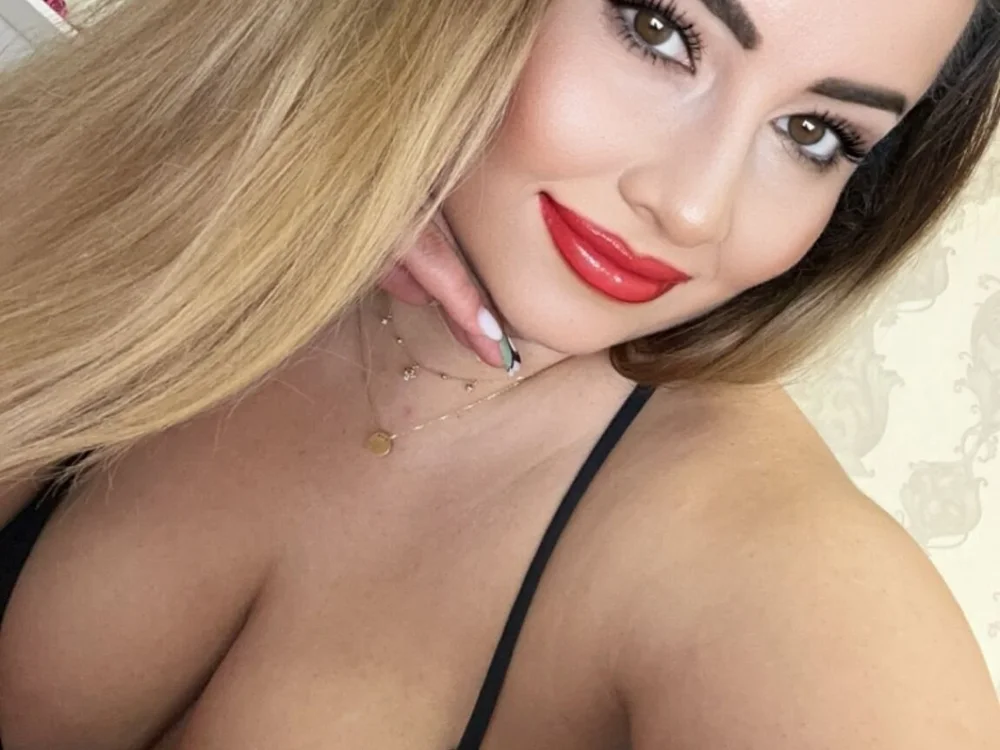 SweetDee19's Offline Chat Room
