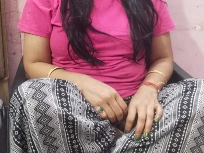 Profile of Simran-hot11