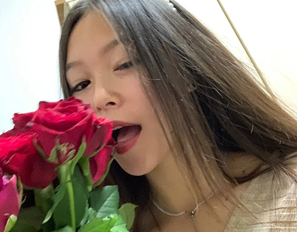 JanelBitther Chat XXX Ngoại tuyến