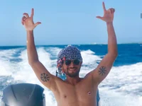 ali_manzur live cam profile - MySuperHot