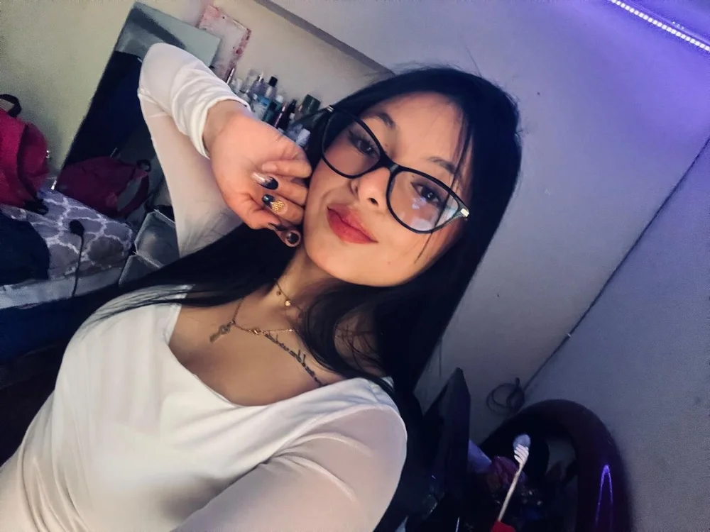 CrystalKiss1 offline chatrum