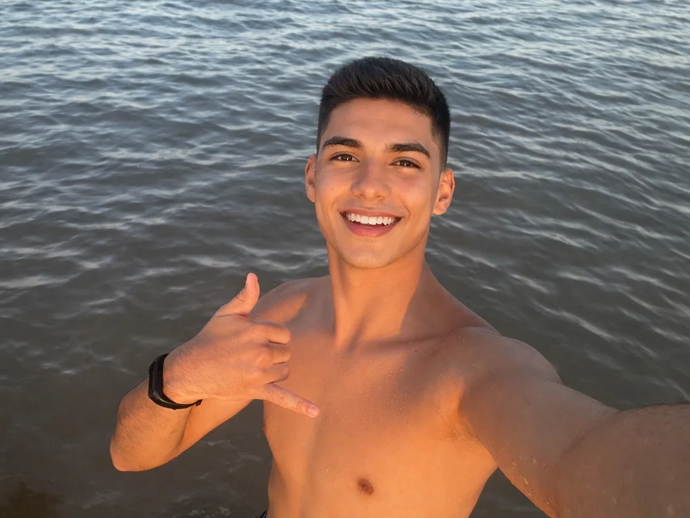 camozin Chat XXX offline