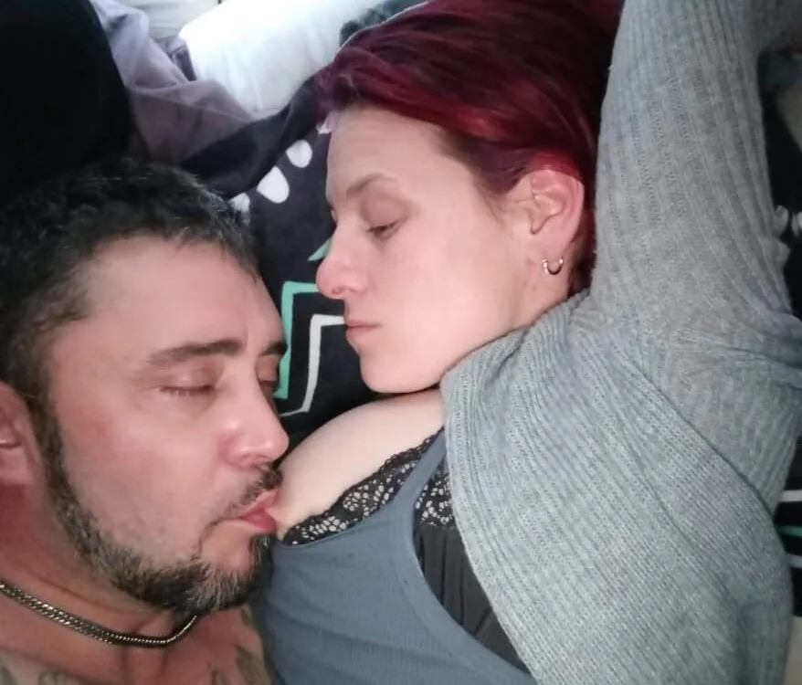 hotredheadedmomma's Offline XXX Chat