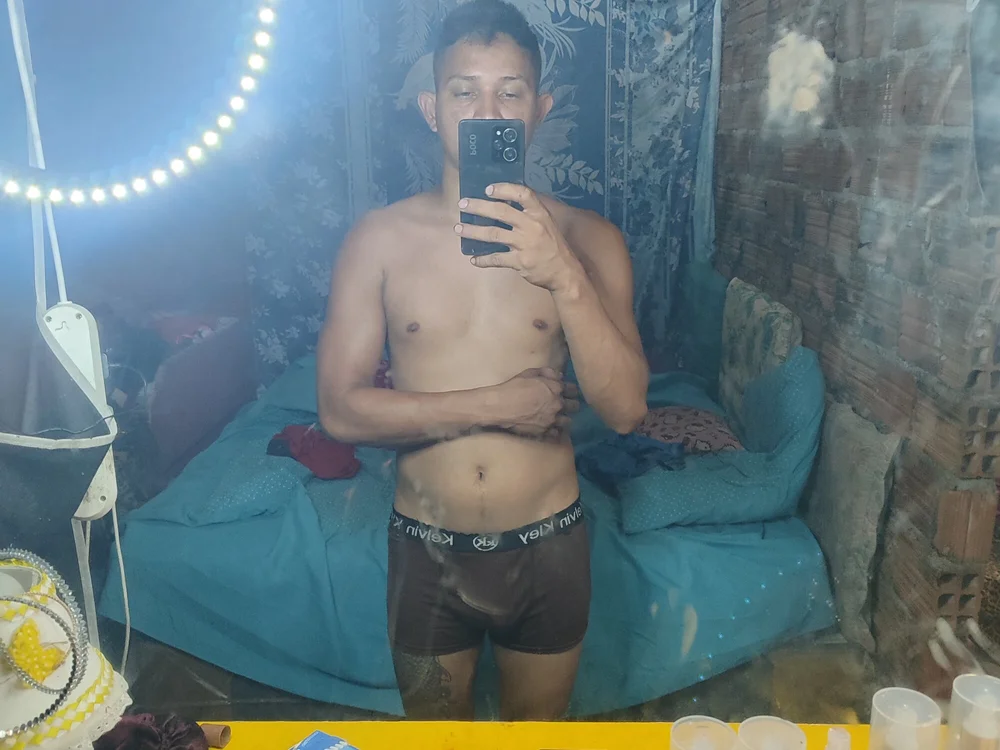 zoi2324 offline XXX-chatje