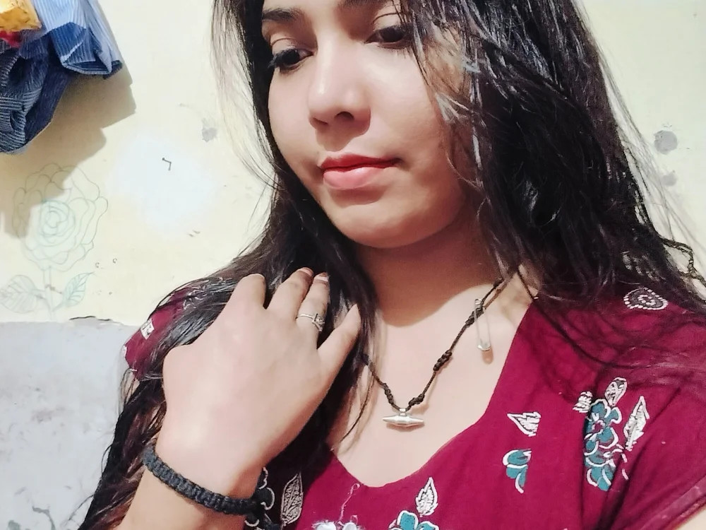 Romantic_riya_06's Offline Chat Room