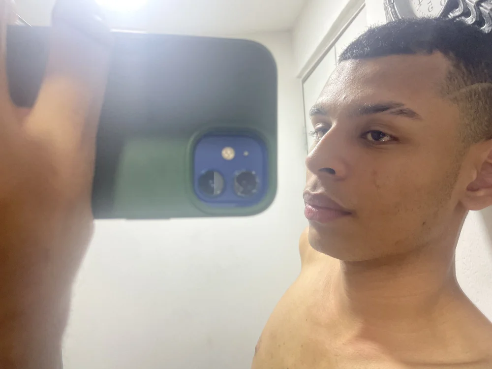 Carlos_lug1 offline chatrum