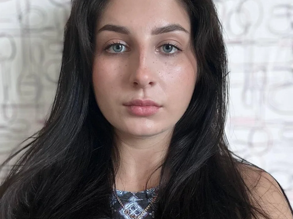 EmelyCIonts offline chatrum