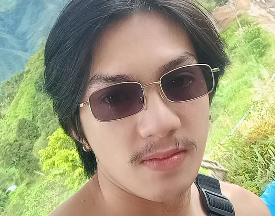 Boytoi_Adrian69 离线XXX聊天
