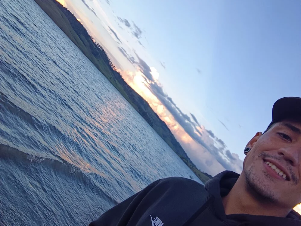 Офлайн-чат XXX Duohotlatin33