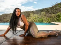 Онлайн чат XXX evangeline_ch