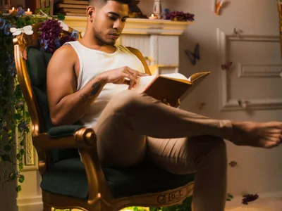 Profile of Moreno_latino_sex
