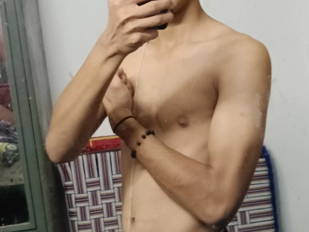 ekkrishhh: συνομιλία ΧΧΧ εκτός σύνδεσης