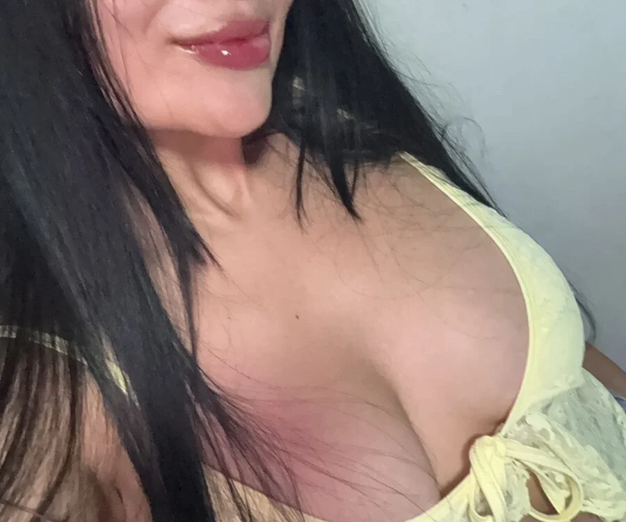 sara_lust18 offline chatrum