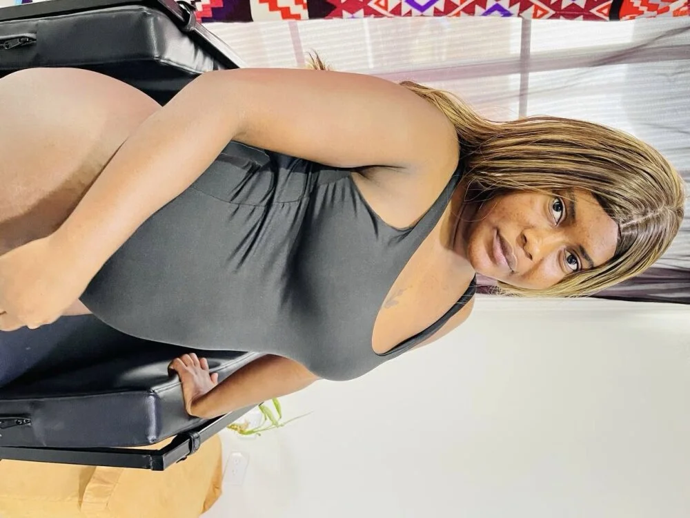 Mariana782 offline XXX-chat